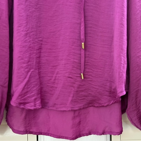 Versona Accessories Split Neck Blouse Magenta Small - Picture 5 of 6